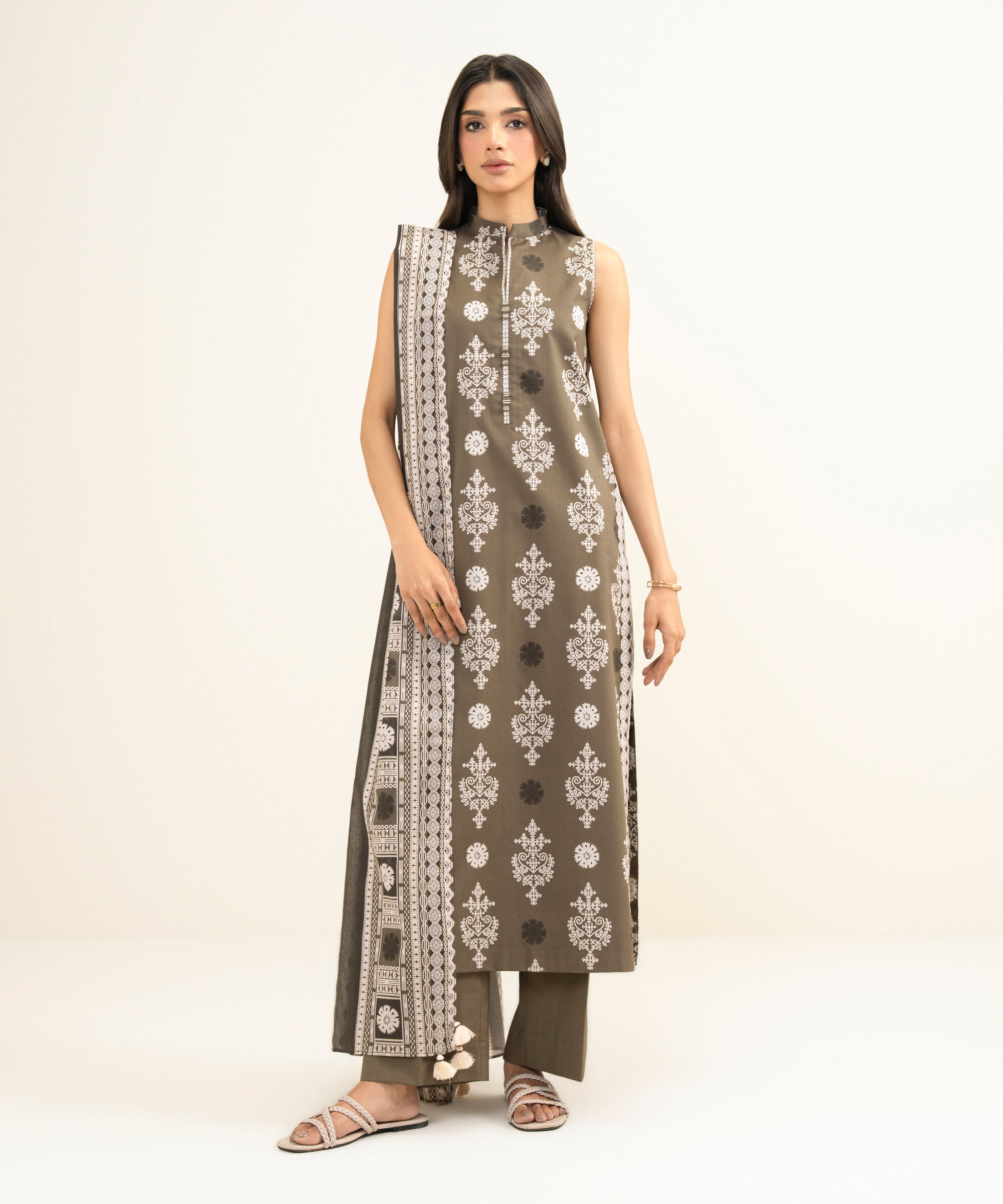 Unstitched 3 PC U3PDDS26V448