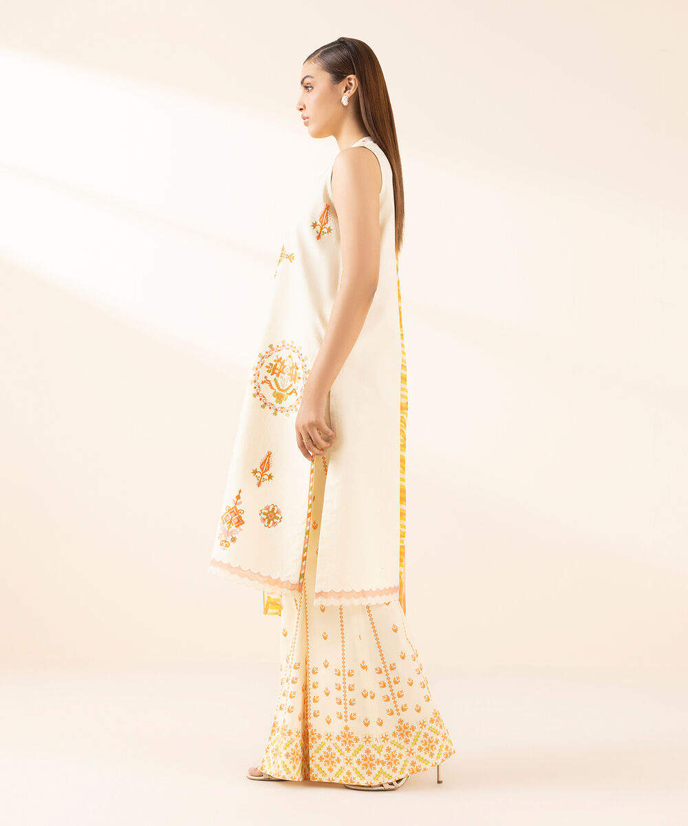 Women's Unstitched Dobby Embroidered Off White 3 Piece Suit