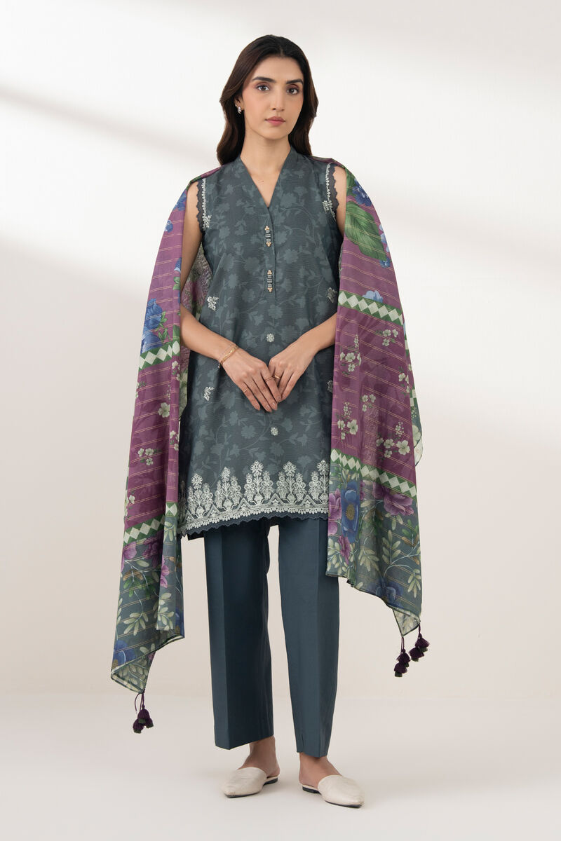 3 Piece - Embroidered Zari Lawn Suit