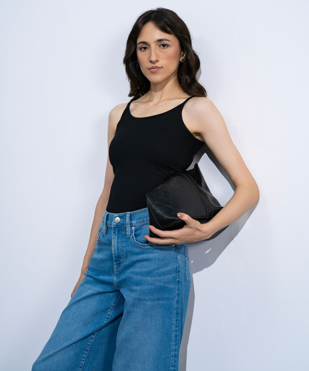 Women's Dark Wash High Rise Wide Leg Jeans