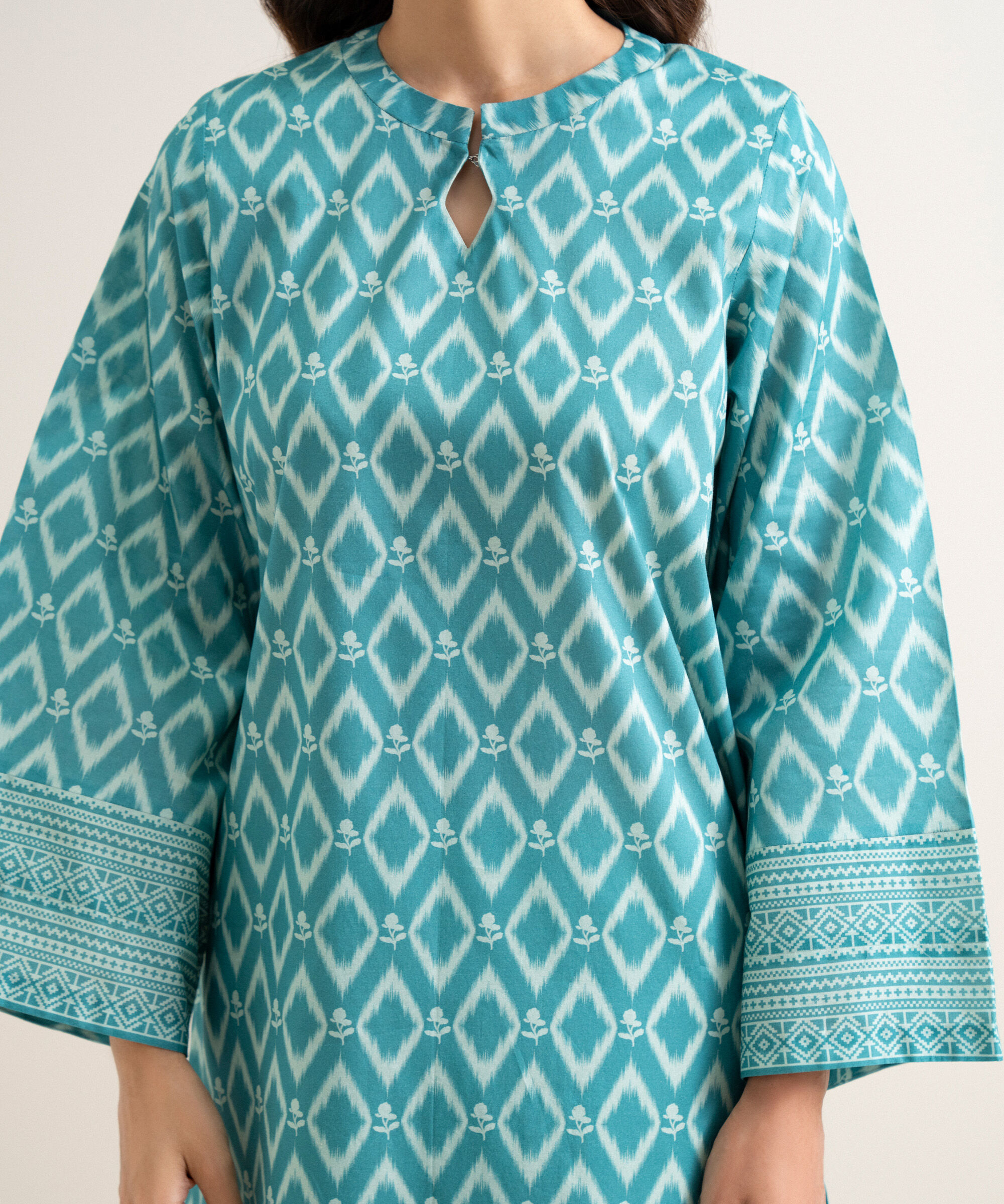 Unstitched 3 PC 0U3PDDS26V77