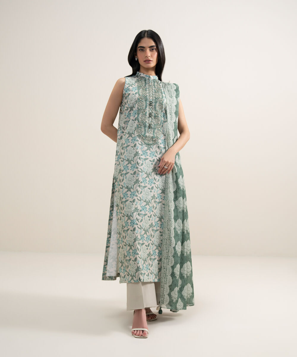 3 Piece - Embroidered Lawn Suit