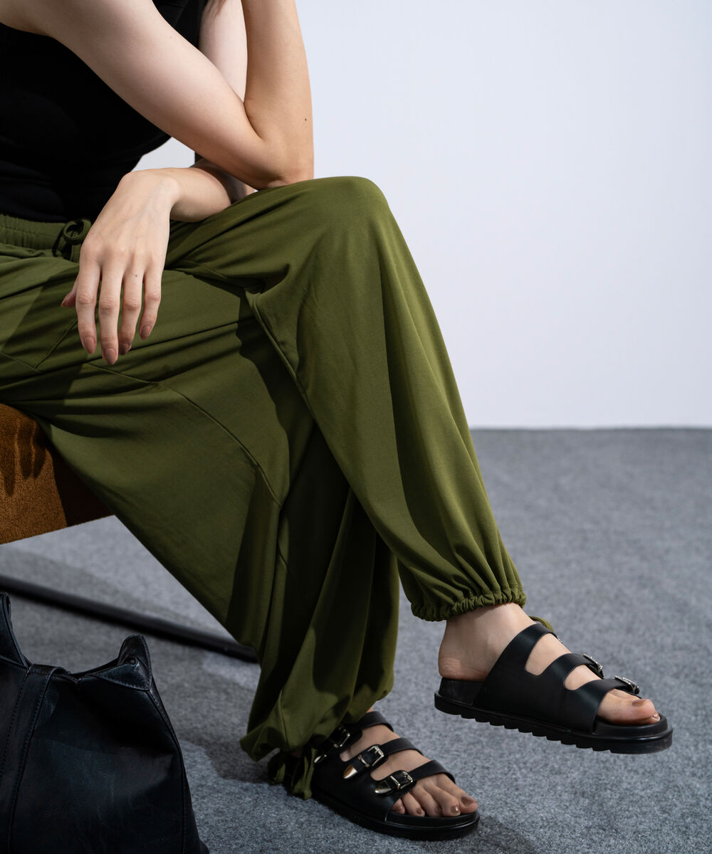 Women's Olive Green Flowing Balloon Trousers