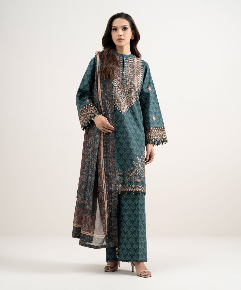 Women's Unstitched Lawn Embroidered Green 3 Piece Suit