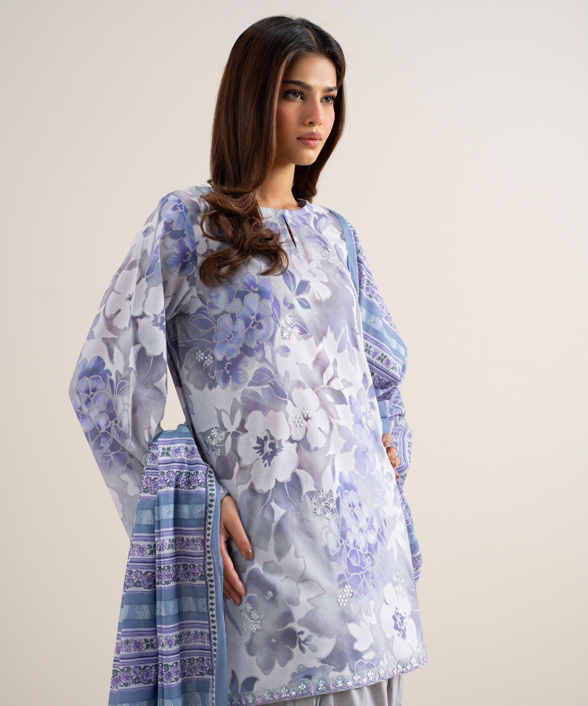 Unstitched 3 PC U3PDDS26V692