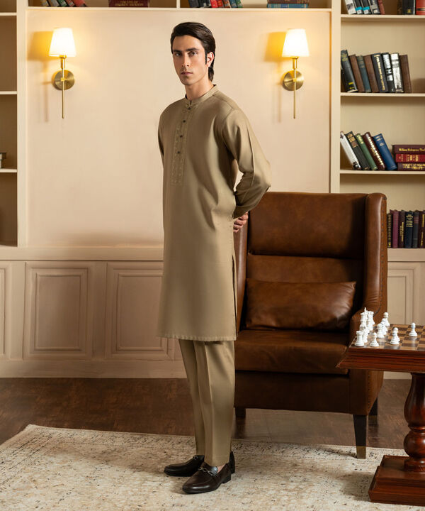 Embroidered Dobby Suit - Slim Fit null