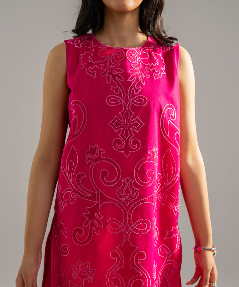 Women's RTW Cross Hatch Solid Embroidered Pink 2 Piece Suit