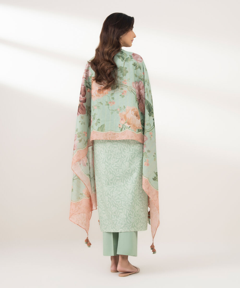 Women's Unstitched Zari Lawn Embroidered Green 3 Piece Suit