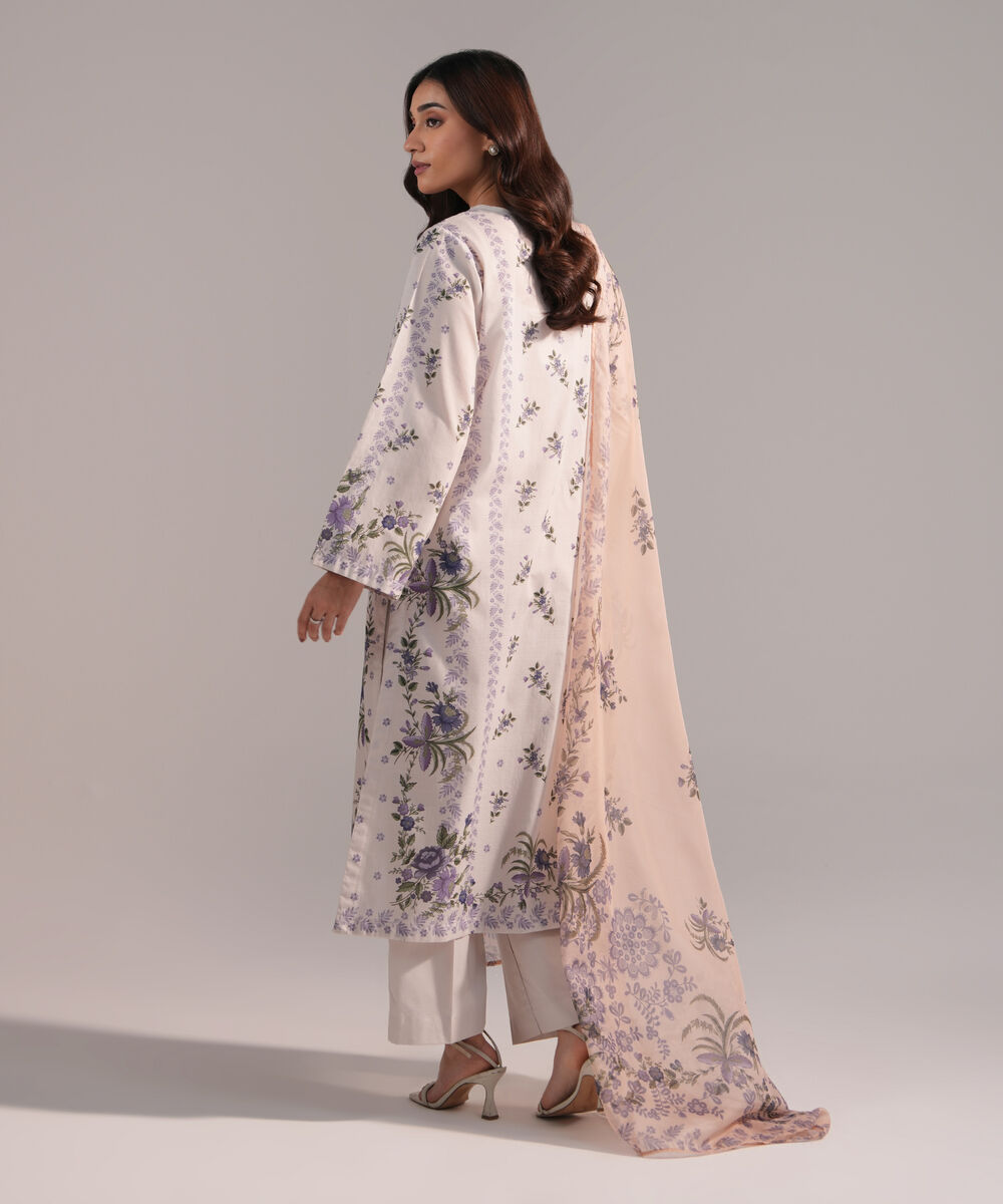 Women's RTW Slub Lawn Embroidered Lilac 3 Piece Suit