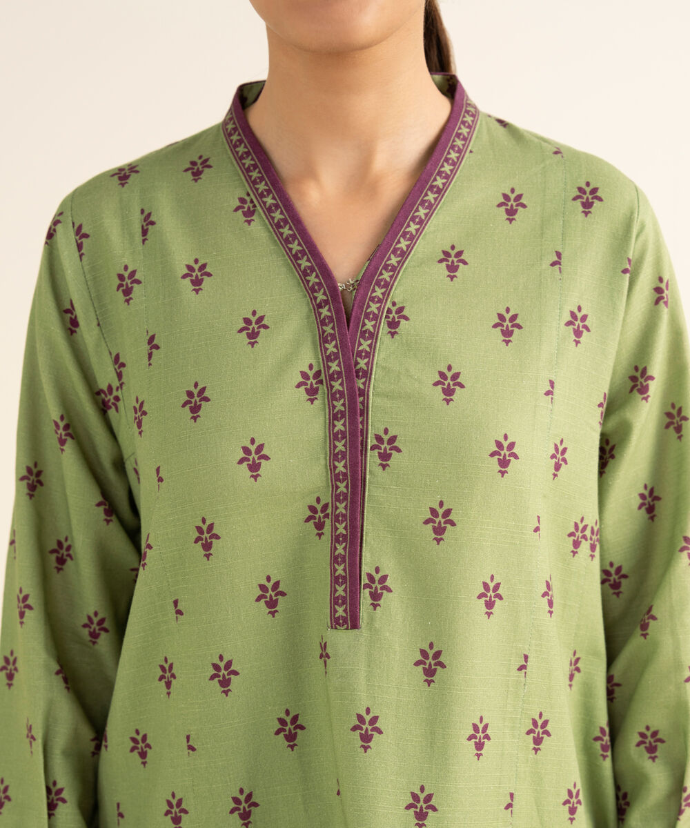 Women's Unstitched Khaddar Printed Green 2 Piece Suit