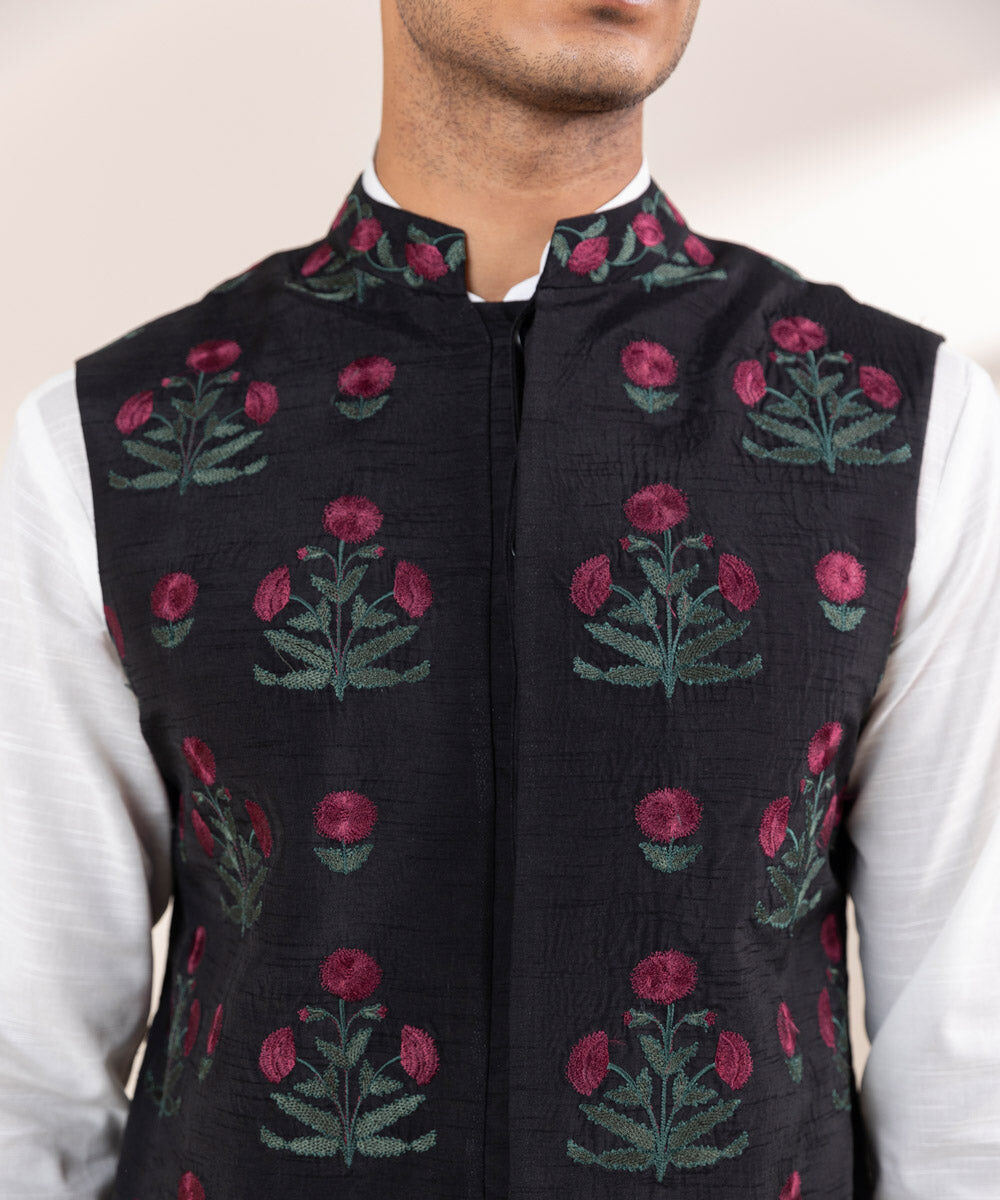 Man - Black Embroidered Raw Silk Waistcoat