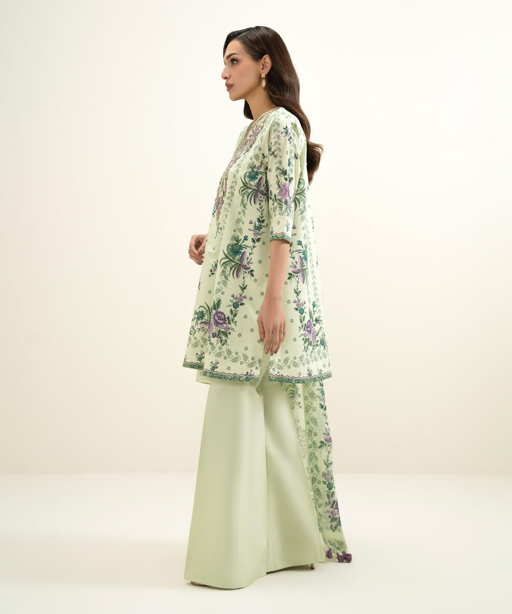 Women's Unstitched Lawn Embroidered Green 3 Piece Suit
