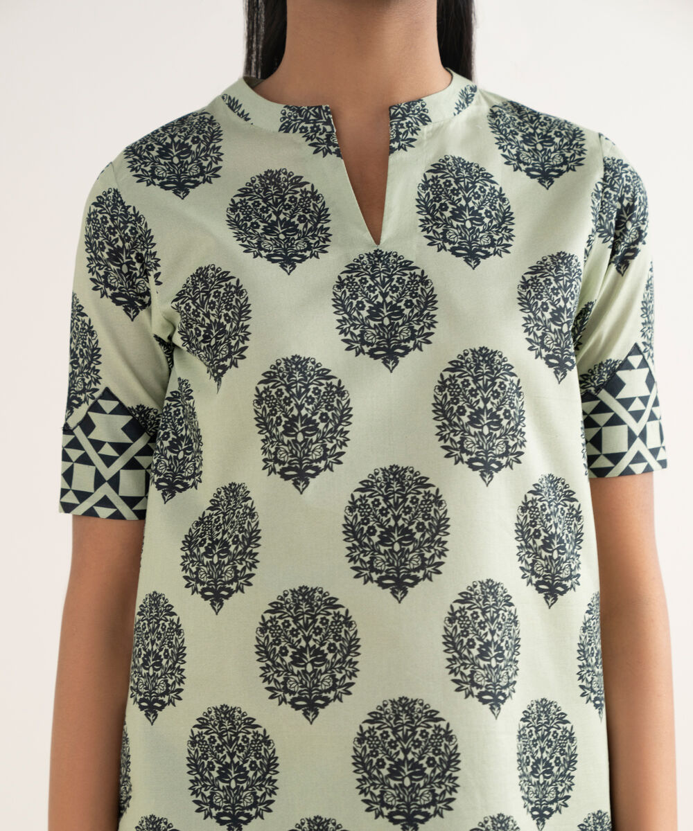 Women's Unstitched Lawn Printed Black 2 Piece Suit