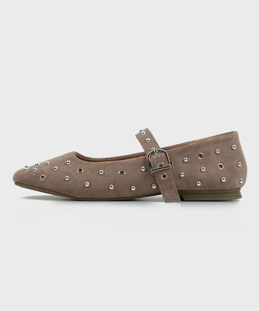 Women's Beige Pumps