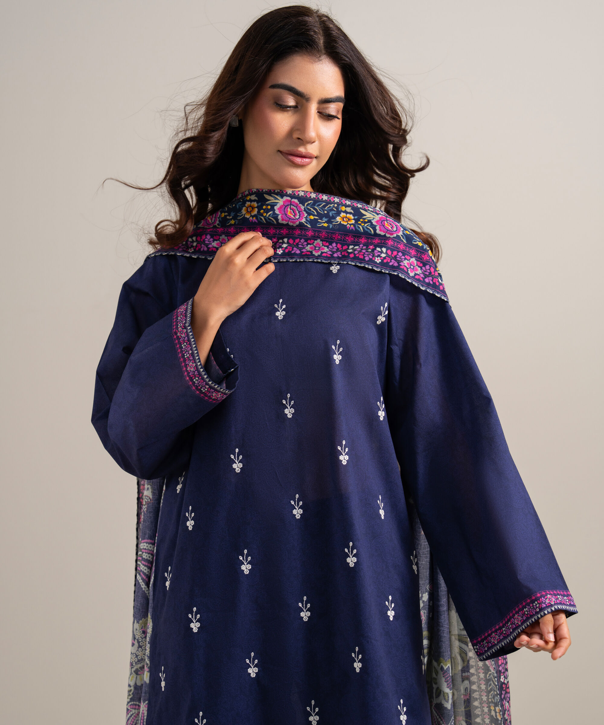 Unstitched 3 PC U3PDYS26V692