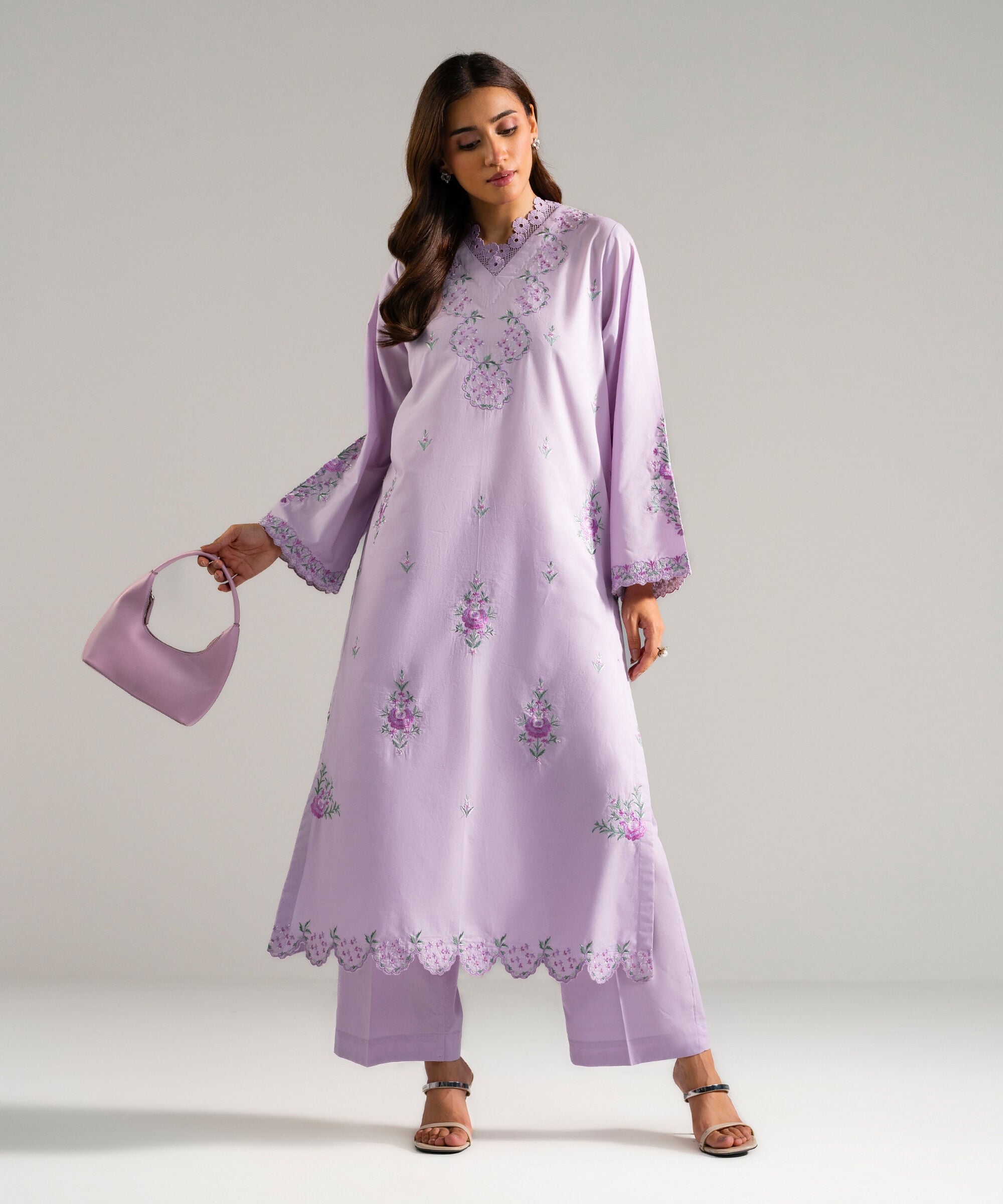 Retail Price: 9990/-PKR