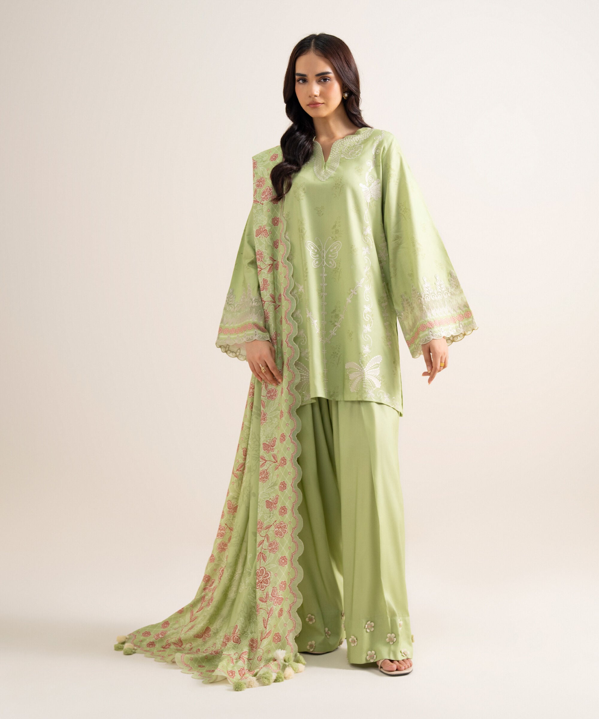 Retail Price: 6590/-PKR