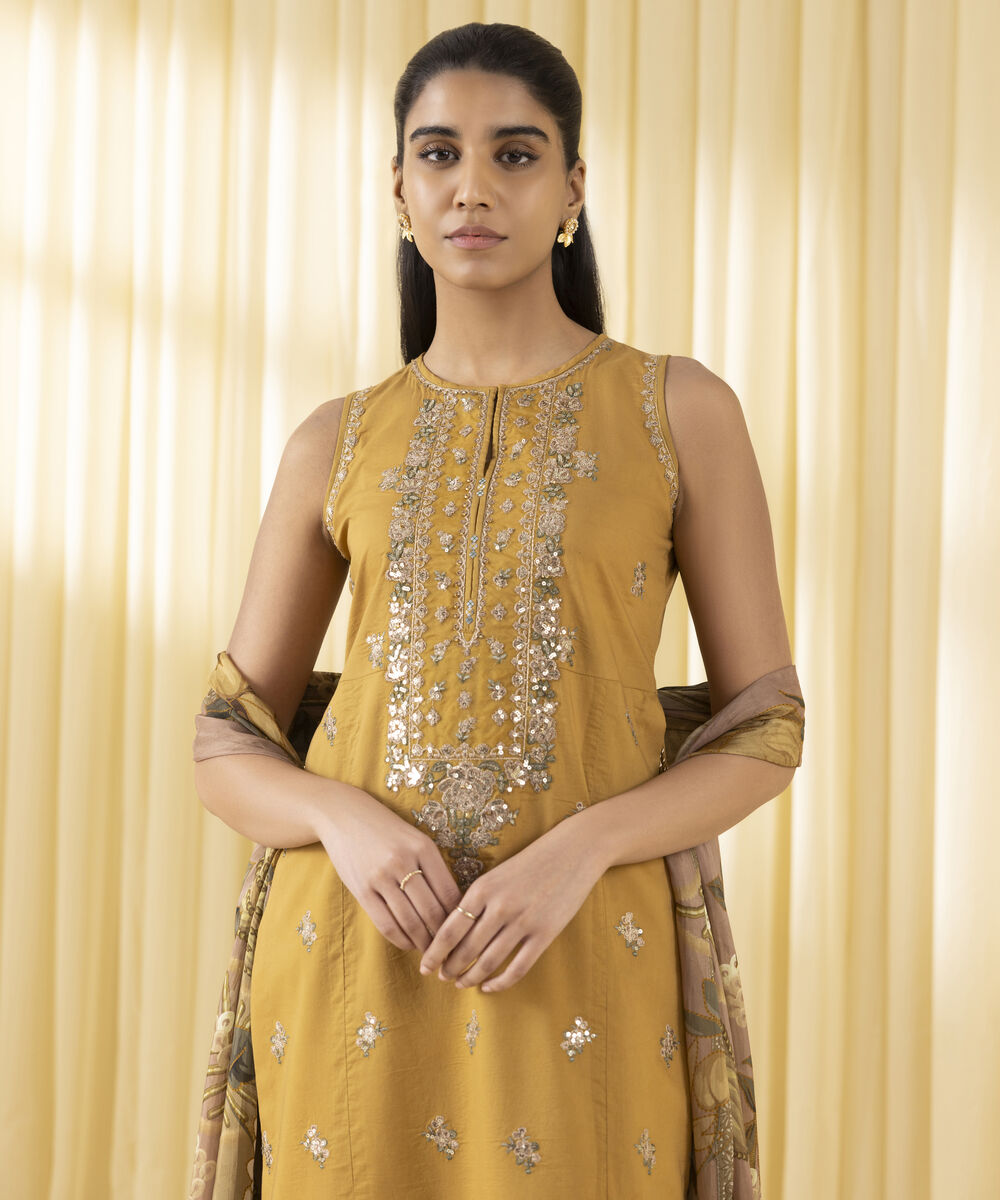 Unstitched Women's Yellow Textured Lawn 3 Piece Suit