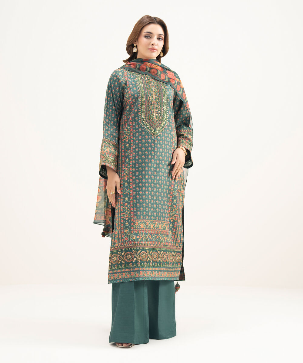 Women's Unstitched Blended Grip Silk Embroidered Green 3 Piece Suit