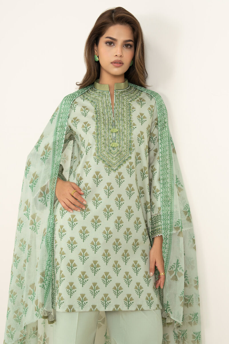3 Piece - Embroidered Lawn Suit