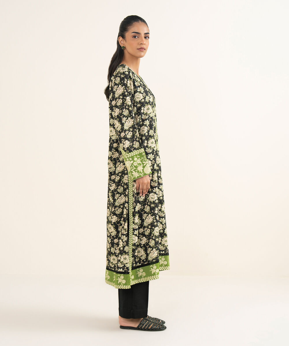 Women's RTW Herringbone Embroidered Black A-Line Shirt