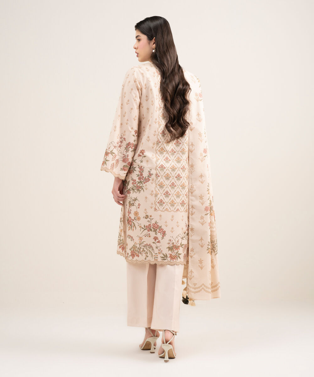 Women's Unstitched Zari Lawn Printed Pink 3 Piece Suit