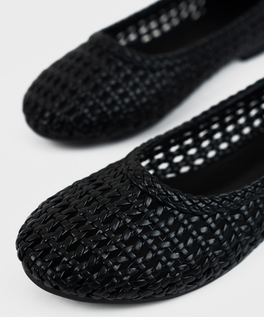 Women's Black Pumps