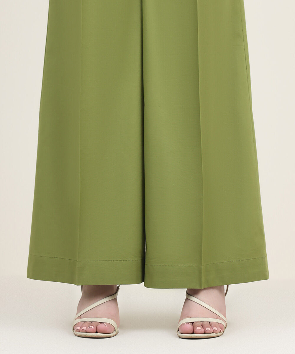 Women's RTW Cambric Green Solid Culottes