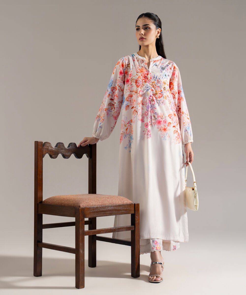 Women's RTW Printed Off White Blended Grip 2 Piece Suit