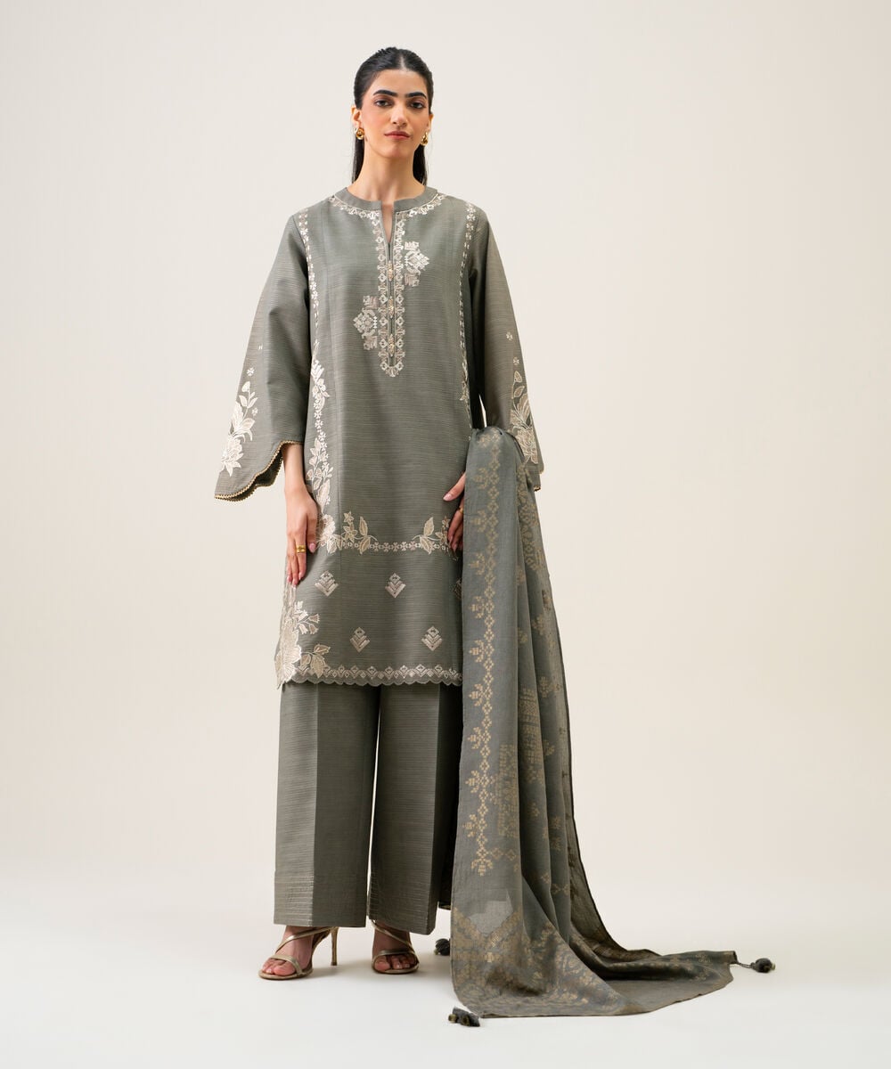 Women's Unstitched Zari Khaddar Embroidered Grey 3 Piece Suit