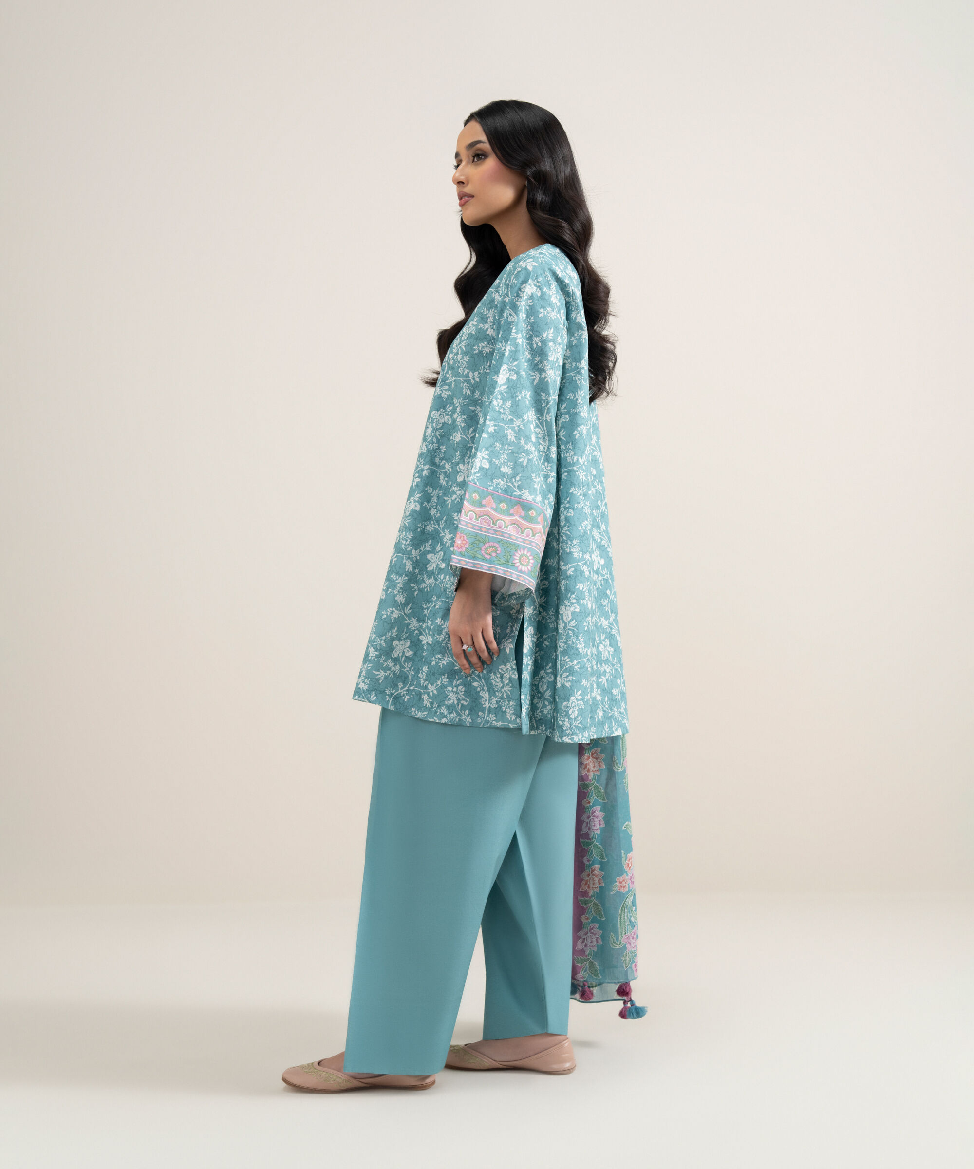 Unstitched 3 PC U3PDDS26V577