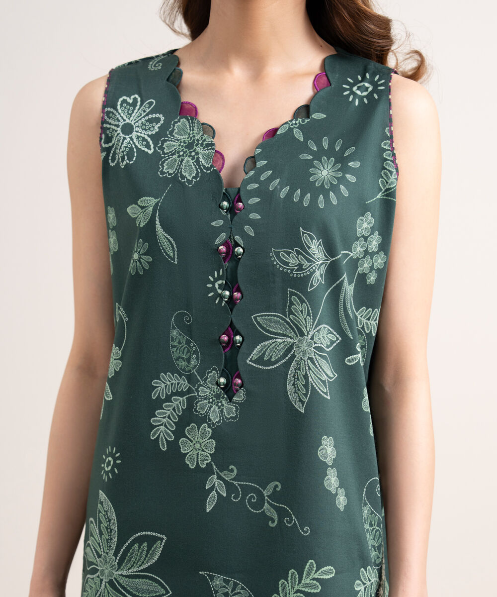 Women's Unstitched Lawn Embroidered Green 3 Piece Suit