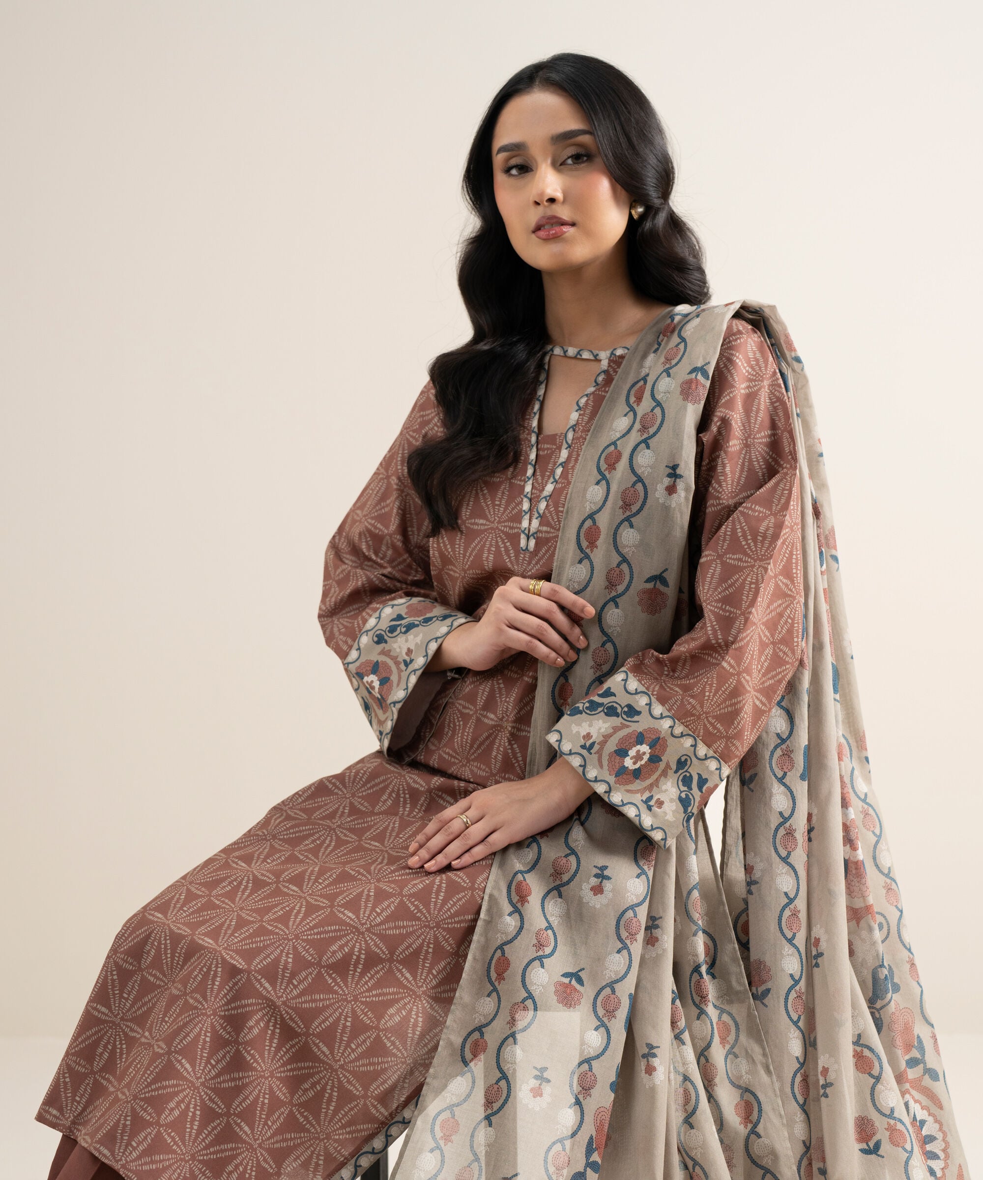 Unstitched 3 PC U2TDDS26V529