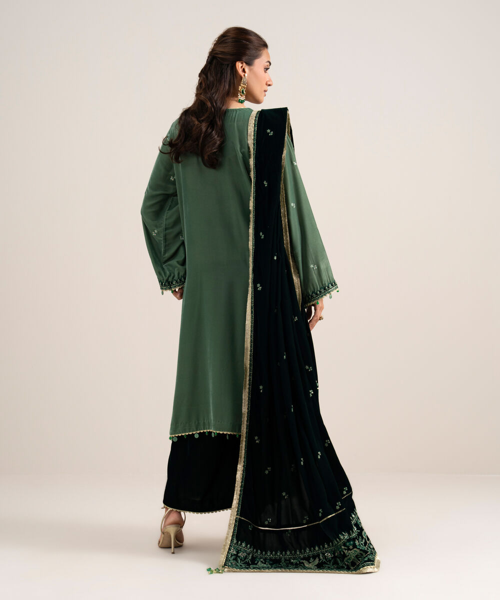 Women's Unstitched Embroidered Velvet Green 3 Piece Suit