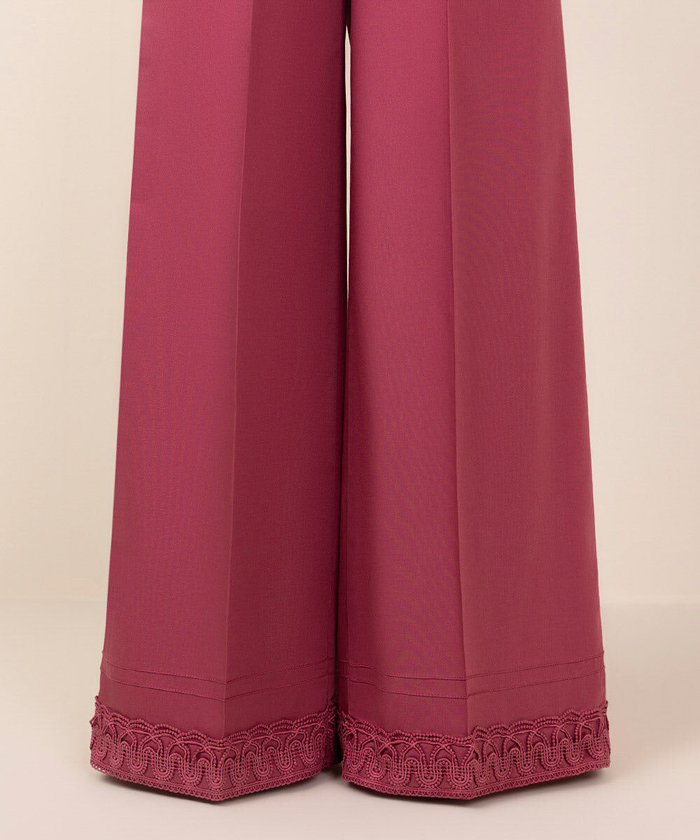 Woman - Pink Solid Cambric Flared Pants