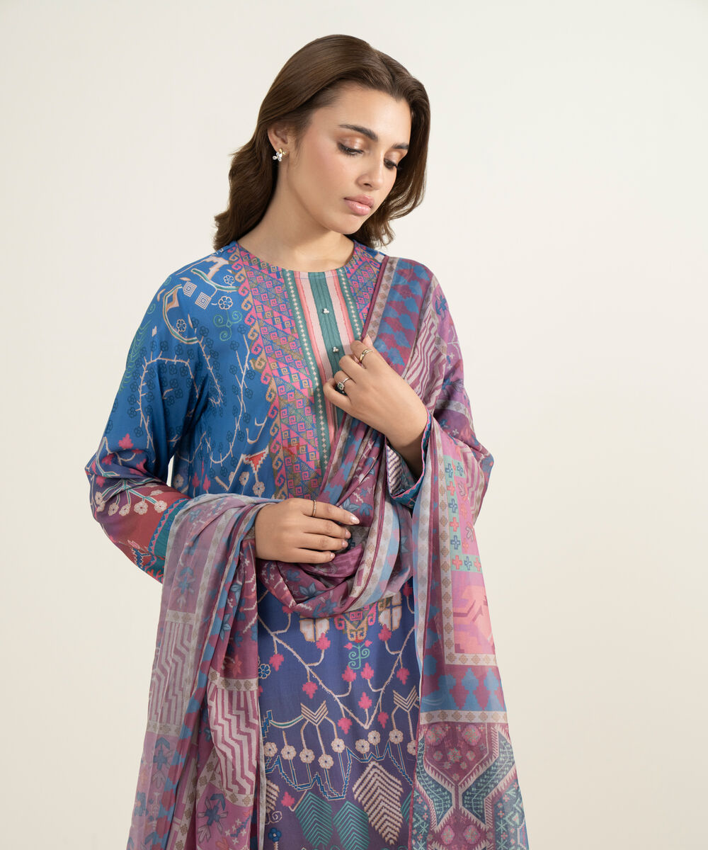 Women's RTW Viscose Raw Silk Printed Peach 3 Piece Suit