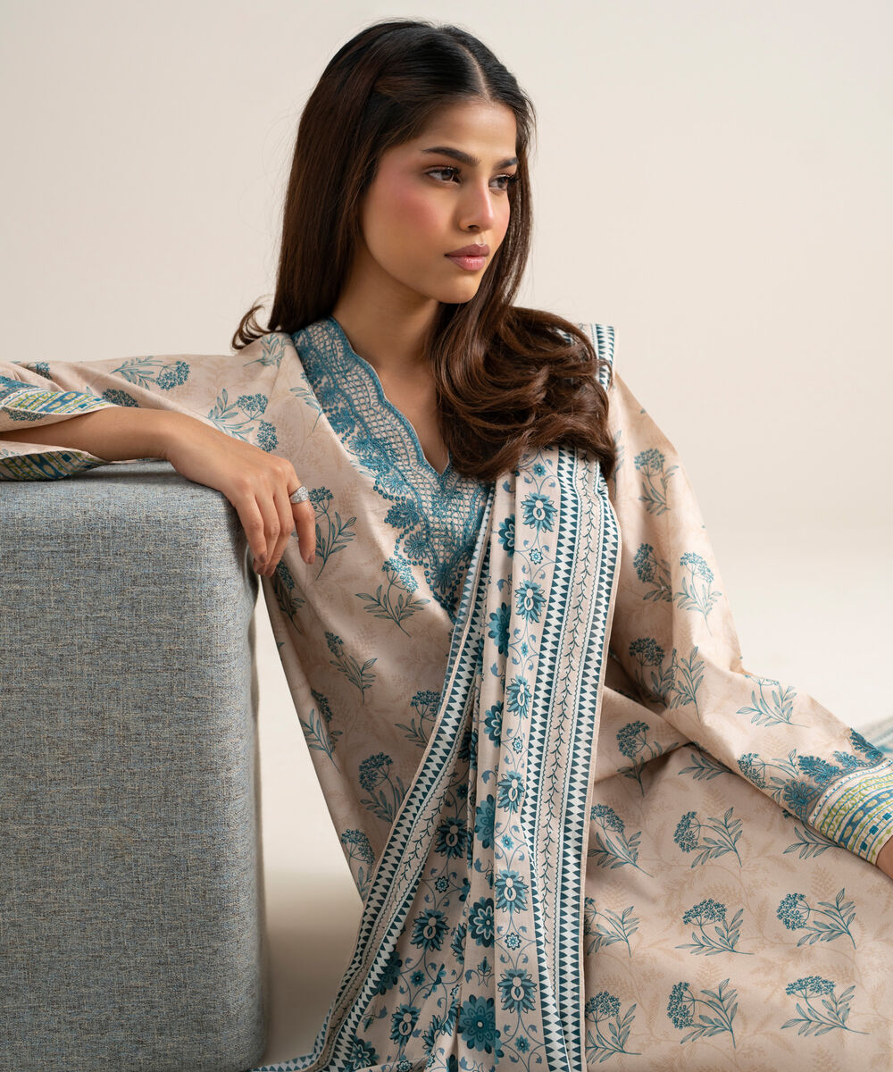 Women's Unstitched Lawn Embroidered Light Tea Pink 3 Piece Suit