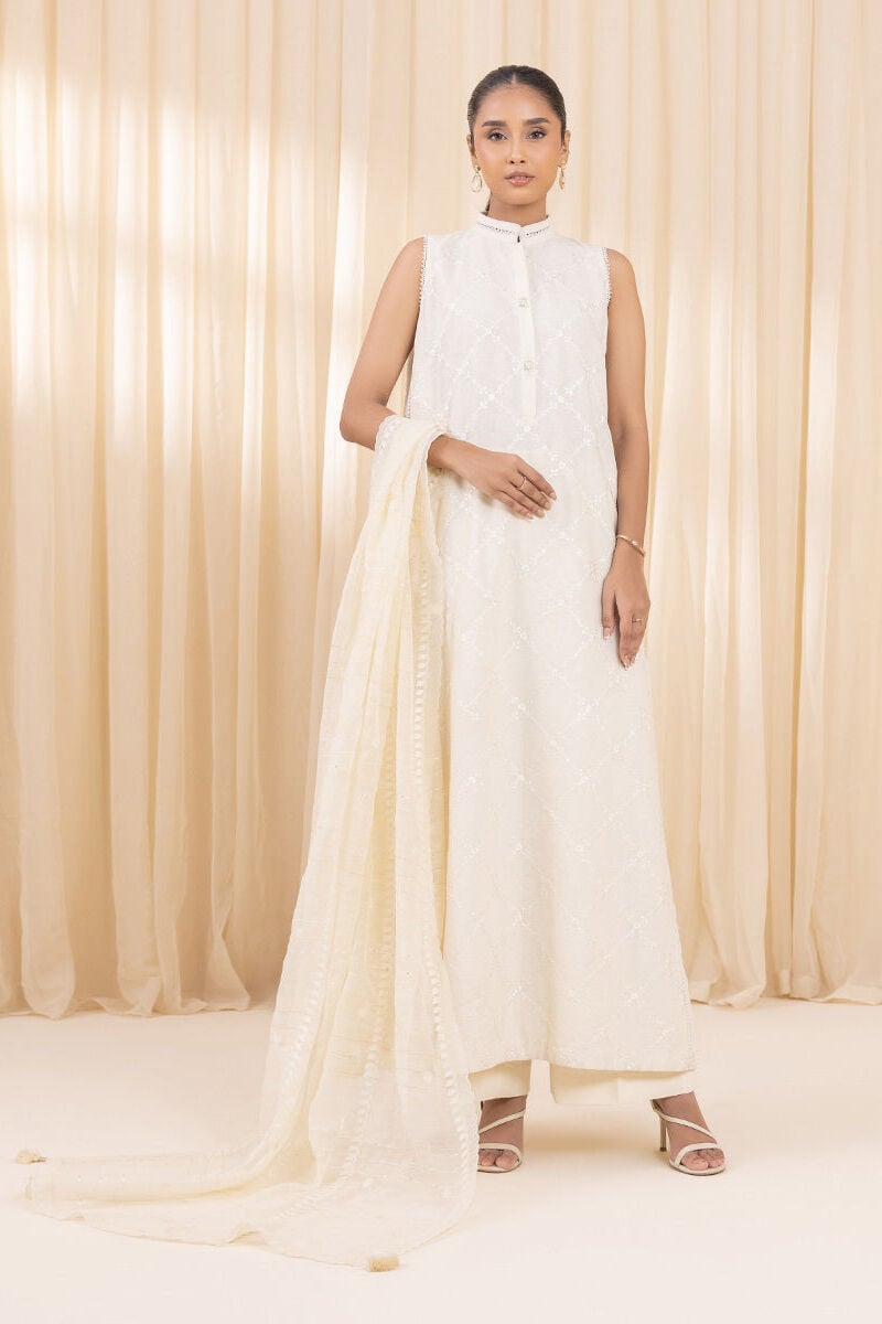 3 Piece -  Embroidered Karandi Suit