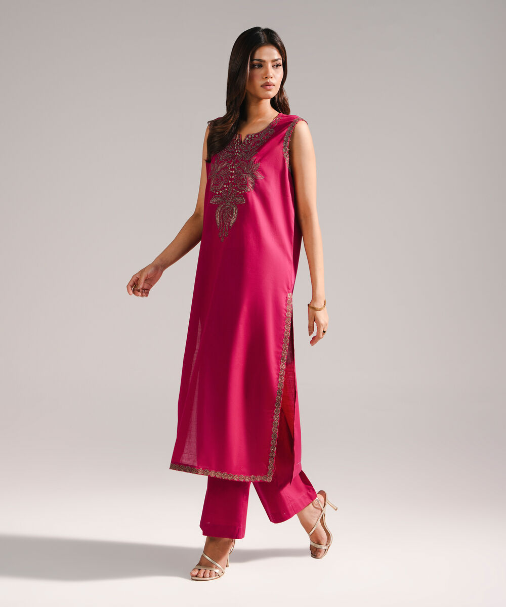 Women's RTW Cross Hatch Embroidered Dark Pink Straight Shirt
