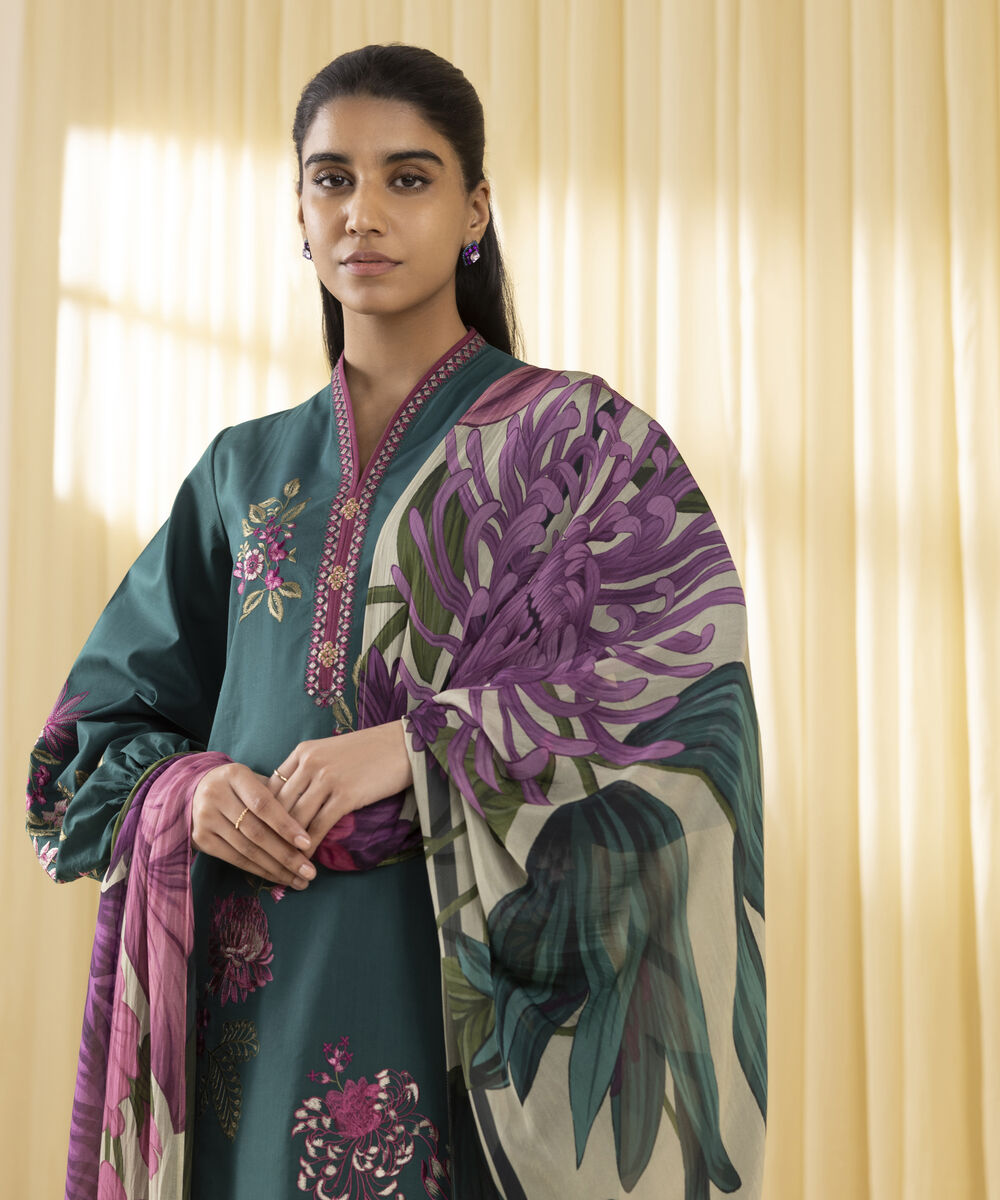 Unstitched Women's Green Cross Hatch 3 Piece Suit