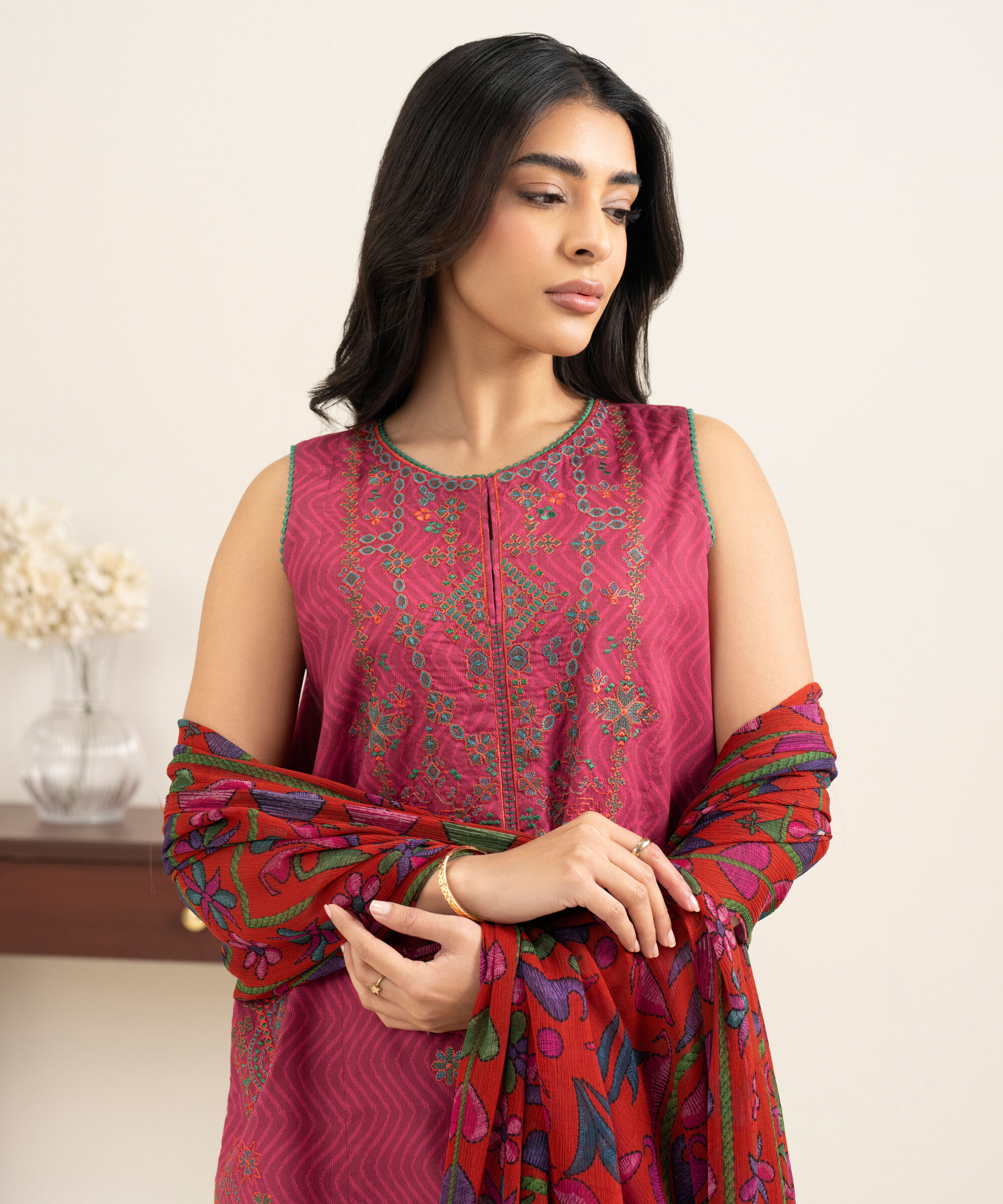 Unstitched 3 PC U3PESGS26V34 i Sapphire PK