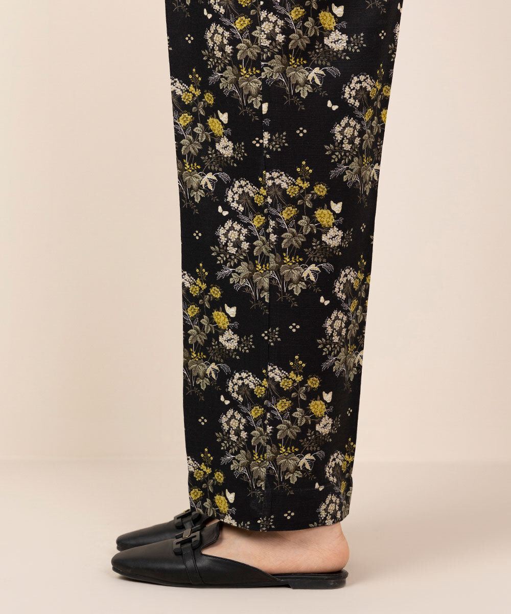 Woman - Black Printed Khaddar Straight Pants
