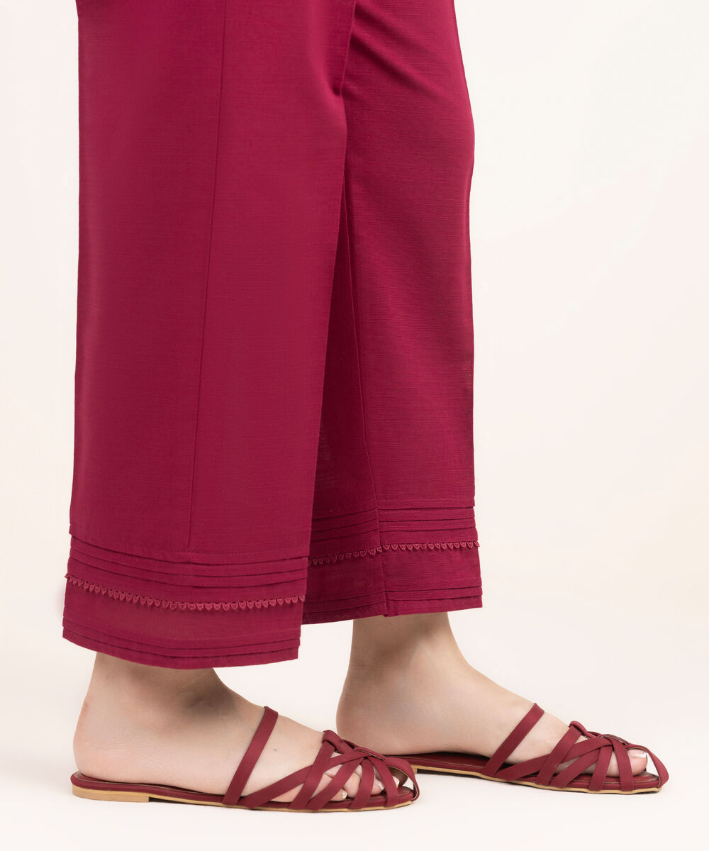 Women's RTW Cross Hatch Solid Red Straight Pants