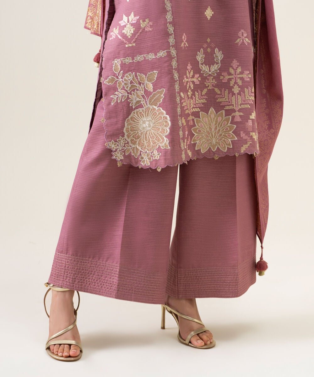 Women's Unstitched Zari Khaddar Embroidered Light Pink 3 Piece Suit