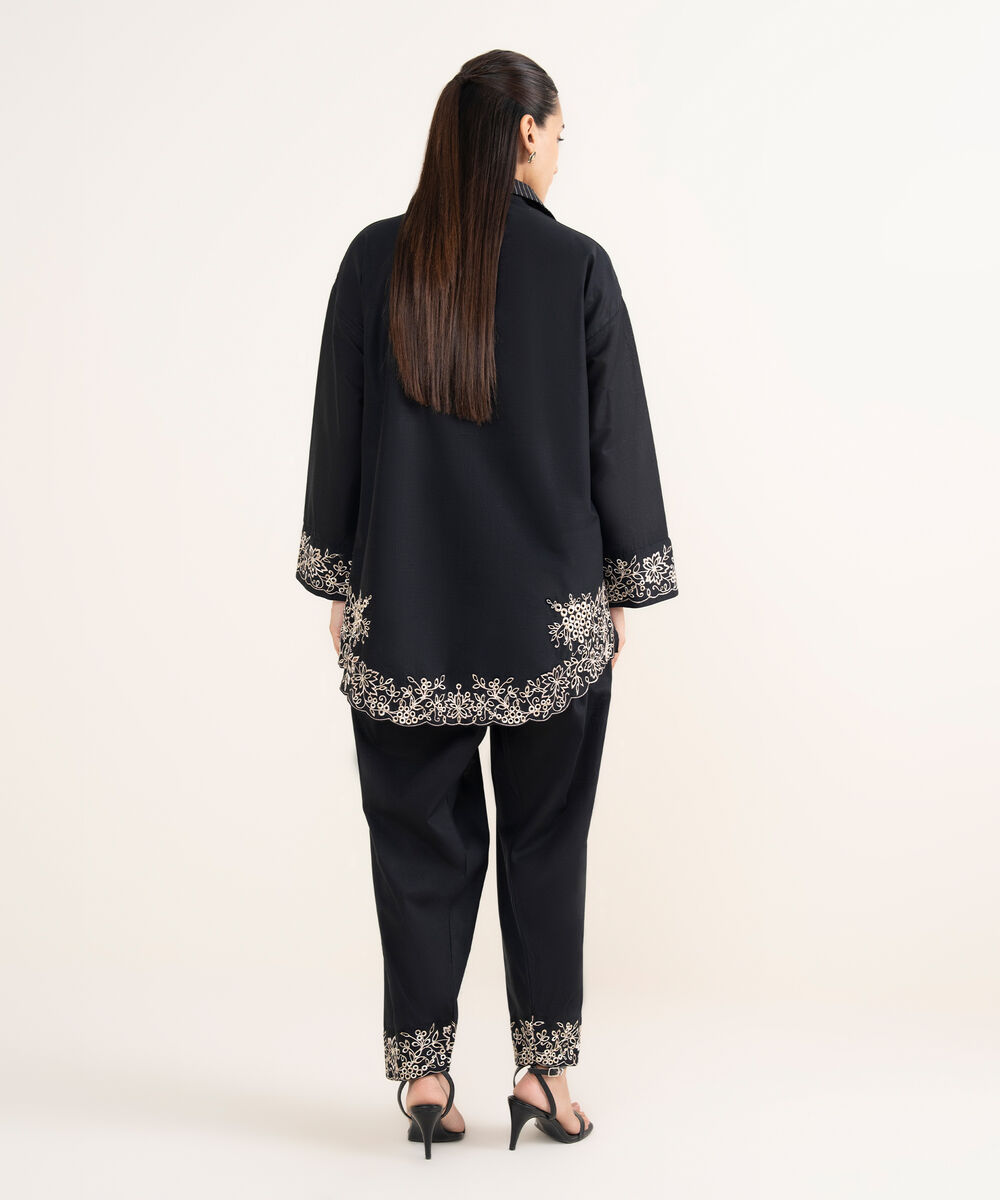 Women's RTW Cross Hatch Black Embroidered Boxy Shirt