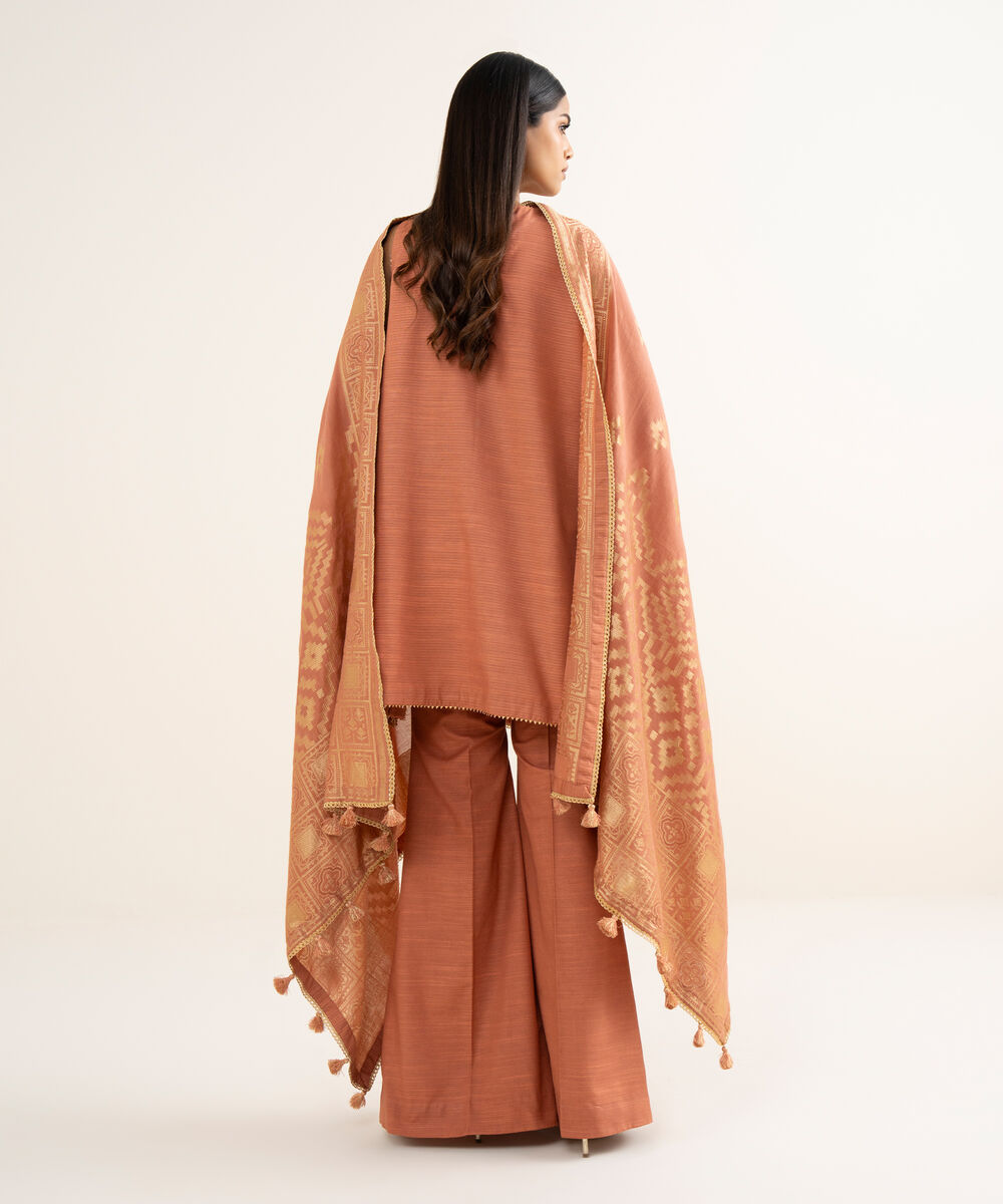 Women's Unstitched Embroidered Zari Khaddar coral 3 Piece Suit