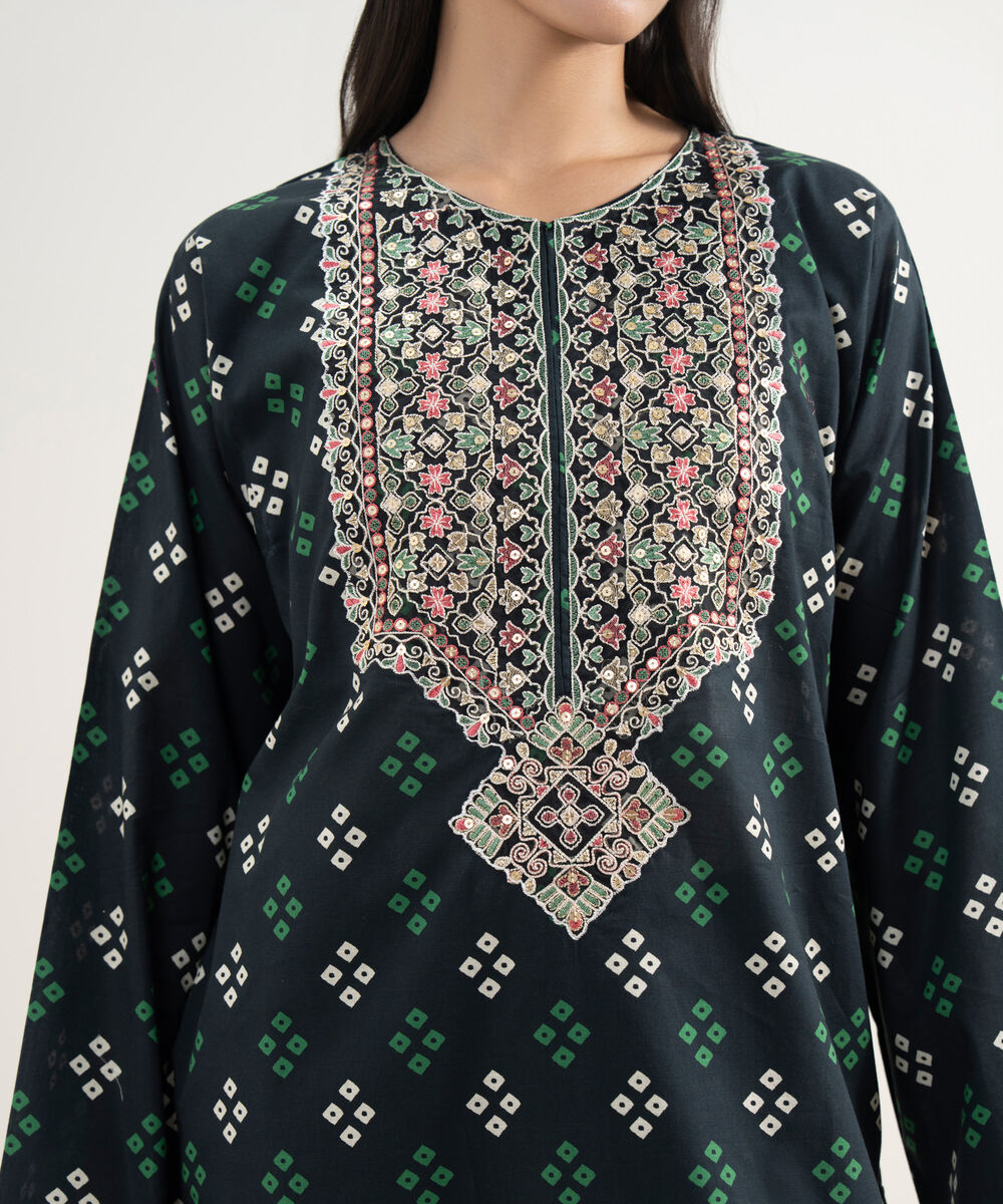 Women's RTW Slub Lawn Embroidered Black Straight Shirt