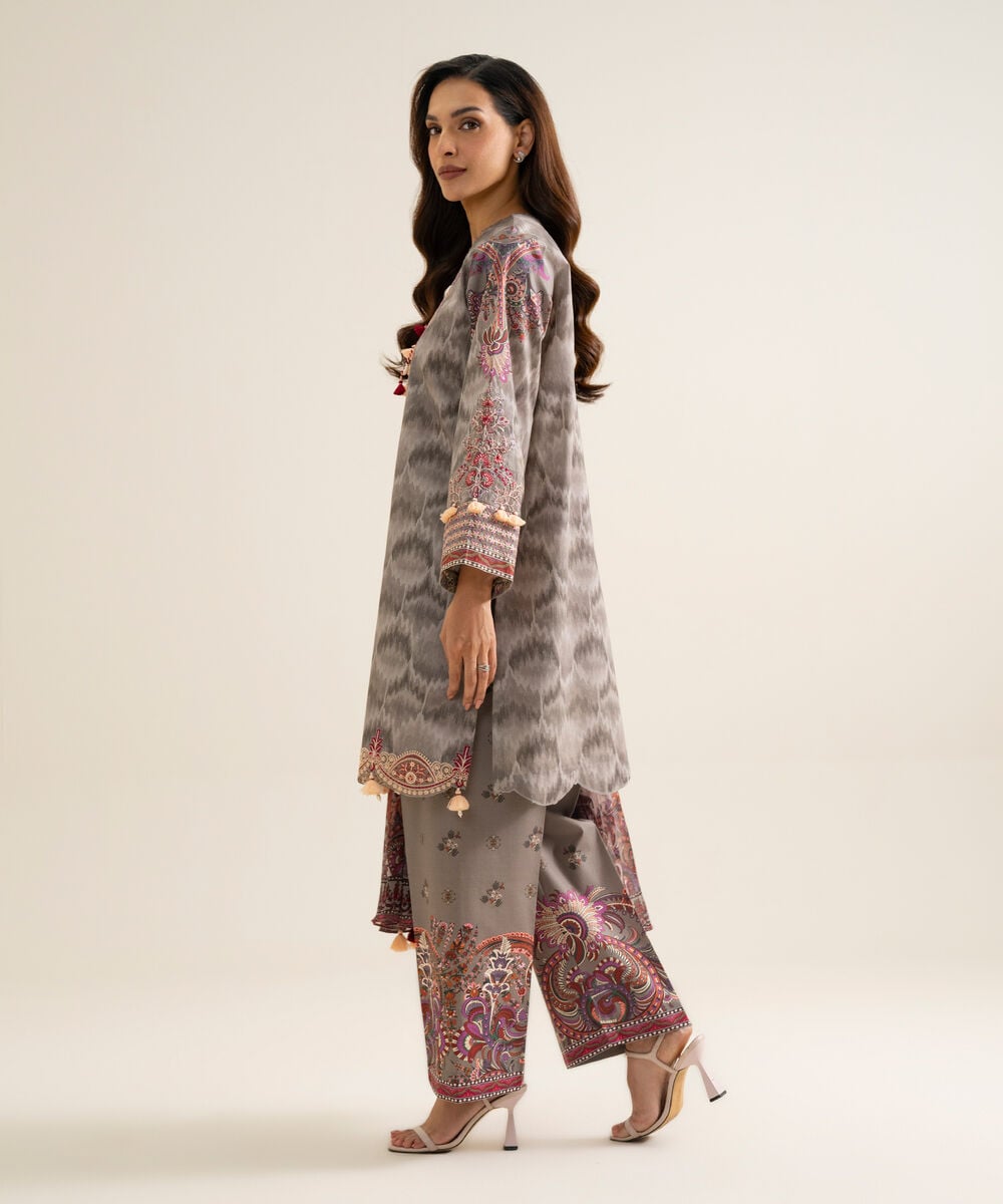 Women's Unstitched Blended Chiffon Printed Grey & Multi 3 Piece Suit
