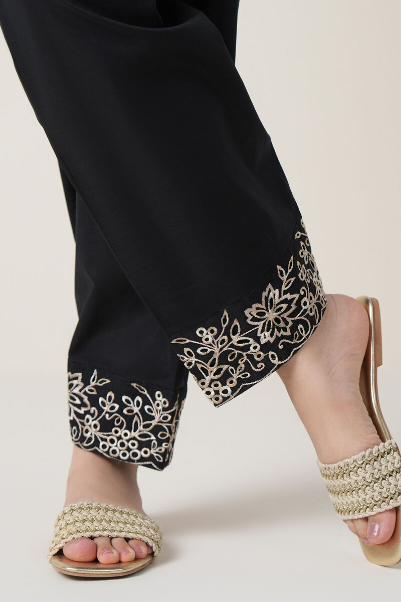Embroidered Crosshatch Shalwar