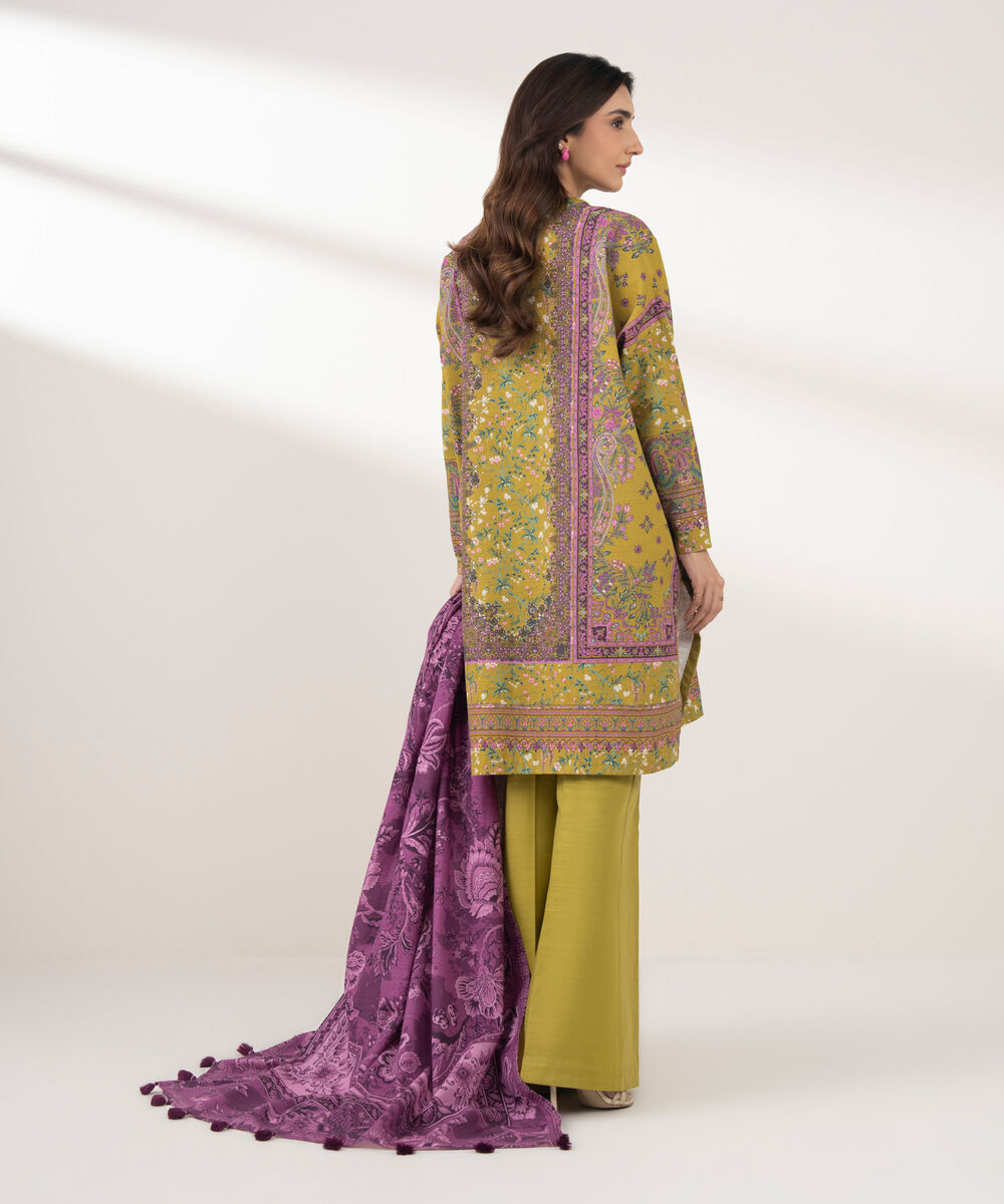 Women's Unstitched Khaddar 3 Piece Suit
